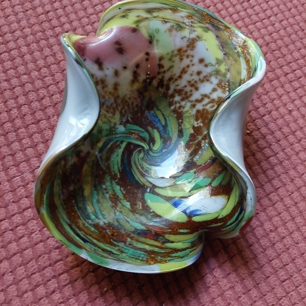 Vintage* Murano Ribbon Candy Dish